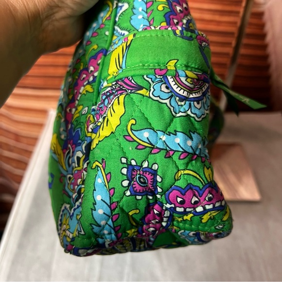 Vera Bradley Vibrant Emerald Paisley Shoulder Crossbody Bag ๐๐๐ - Picture 13 of 17